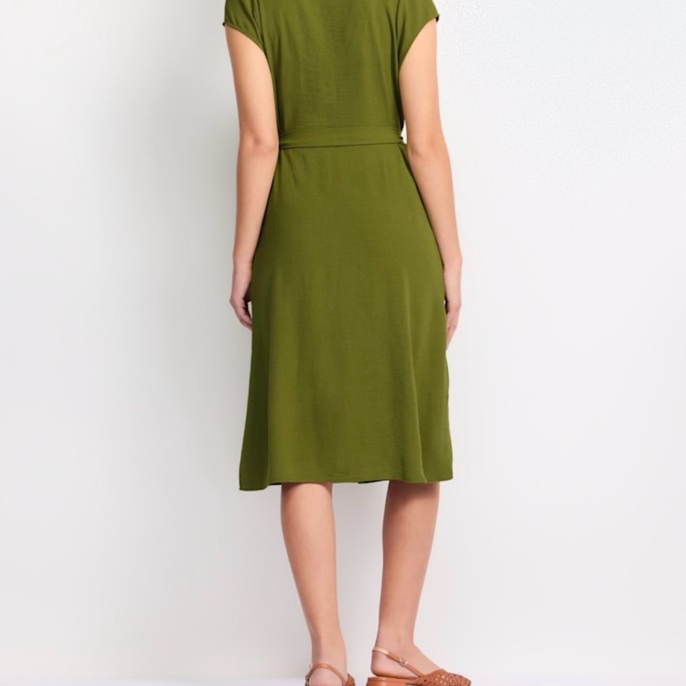 Stitch Fix NWT Olive Button-Down Midi Dress - Picture 2 of 4